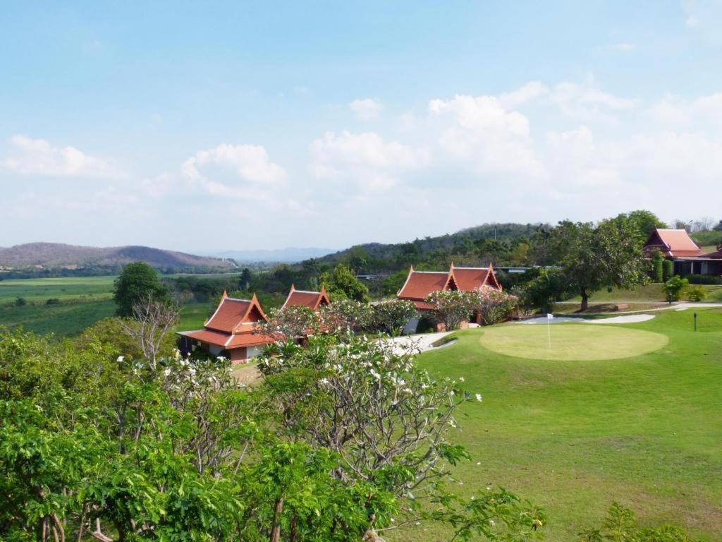 Sara Buri Baan Souchada Resort & Spa מראה חיצוני תמונה