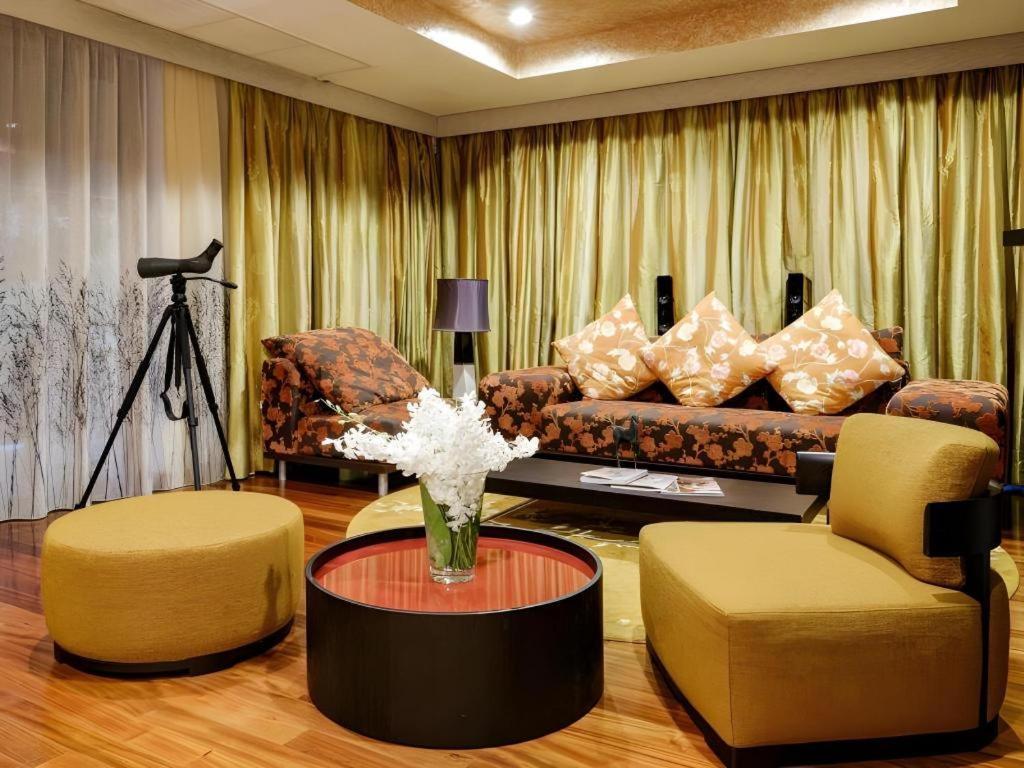 Sara Buri Baan Souchada Resort & Spa מראה חיצוני תמונה